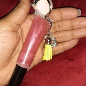 Moisturizing lipgloss